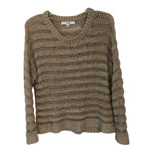 XXI long sleeve, crew neck pullover woven sweater in neutral taupe color. Sz M